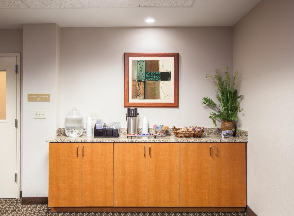 Candlewood Suites El Paso By Ihg Sunrise Acres Exterior foto